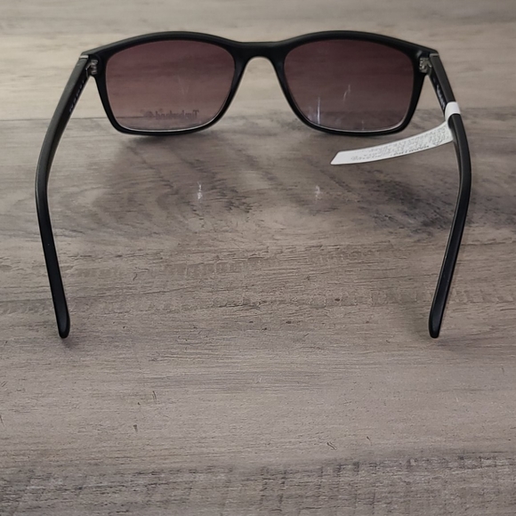 ⏰❗Timberland Sunglasses - Picture 3 of 5
